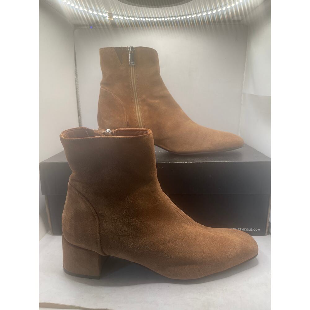 Aquatalia Leonora Weatherproof Suede Boot Size 8
